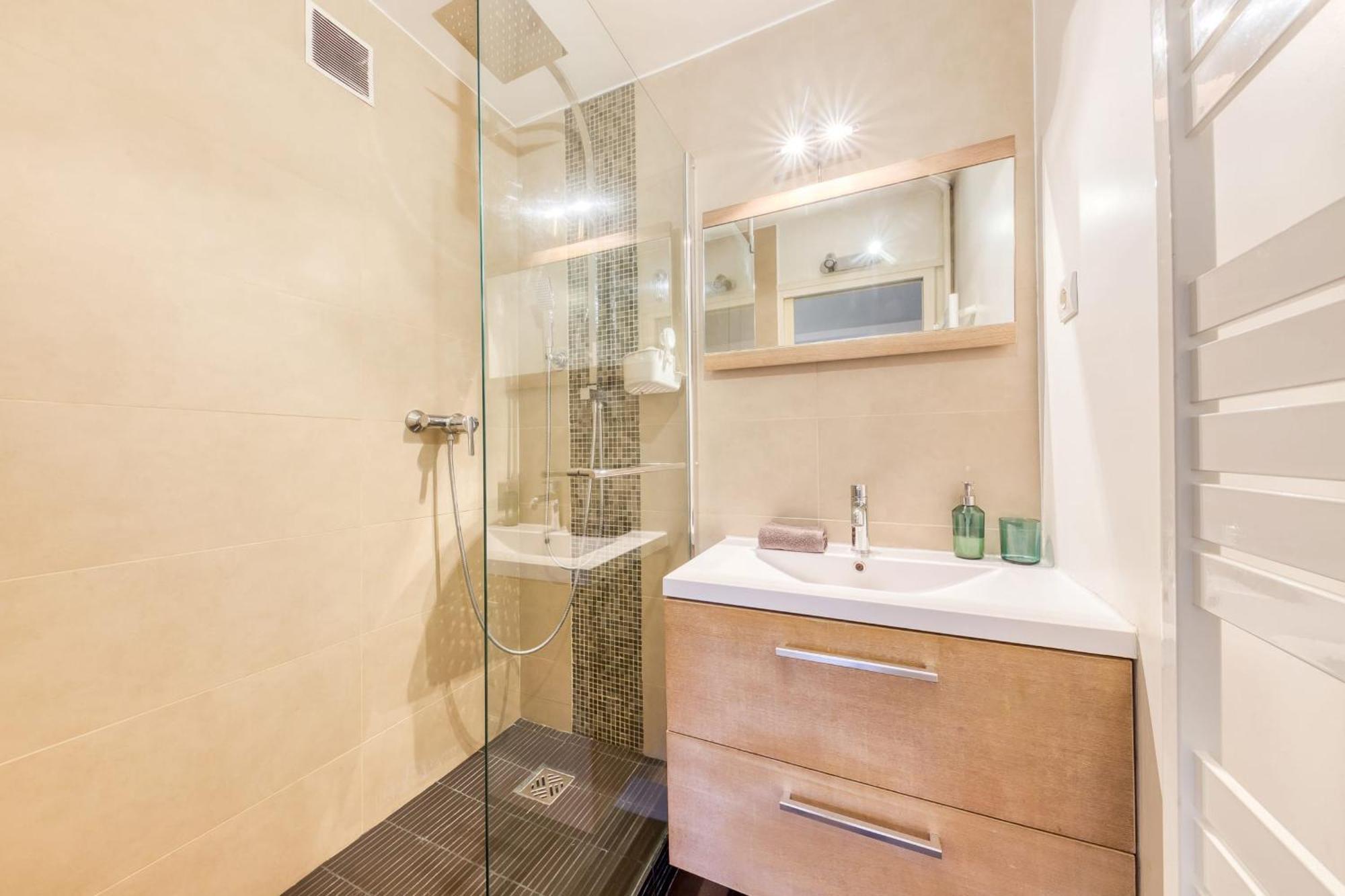 Grand Appartement Spacieux - Proche Paris 塞夫尔 外观 照片
